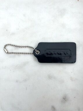 COACH Sleek Patent Leather Hang Tag, Black